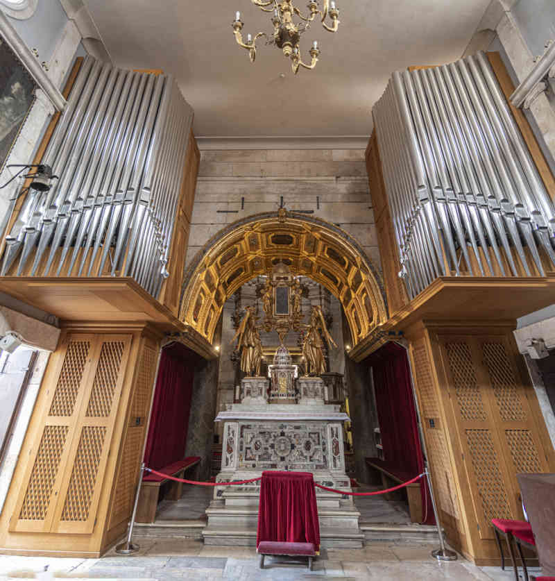 Croacia - Split 21 - palacio de Diocleciano - catedral de San Domnión.jpg